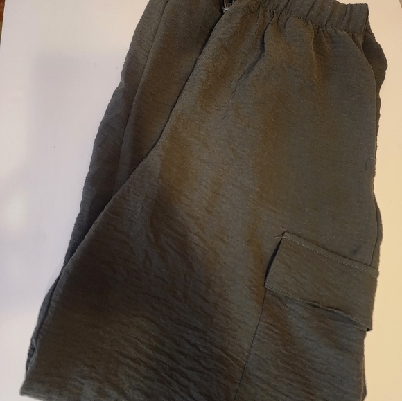 Rachel Zoe Pants & Jumpsuits Rachel Zoe Cargo Style Joggers Forest